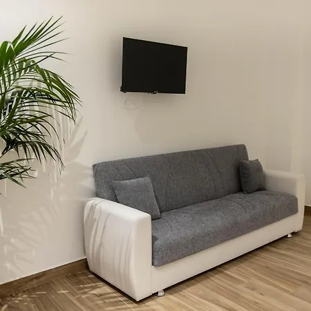 Beltrani Rent 4* Trani