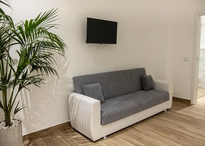 Beltrani Rent 4* טרני